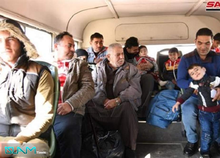 SANA: Dozens of Syrian Refugees Buses Arrive in Syria from Lebanon