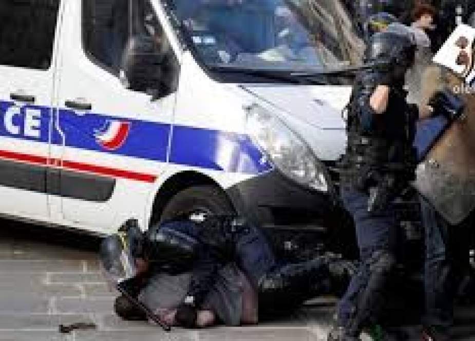«سکوت محض»!واکنش اروپا به خشونت‌های پلیس فرانسه