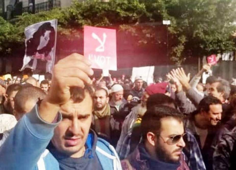 تظاهرات هزاران دانشجوی الجزایر در مخالفت با انتخابات