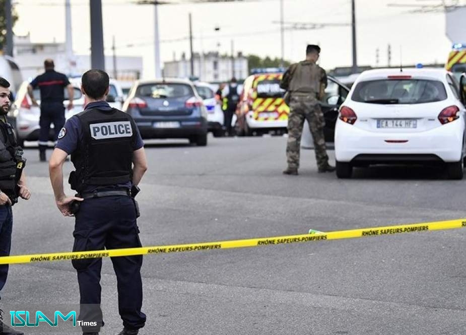 A Man was Shot after Threatening to Stab Police Officers with a Knife in Paris