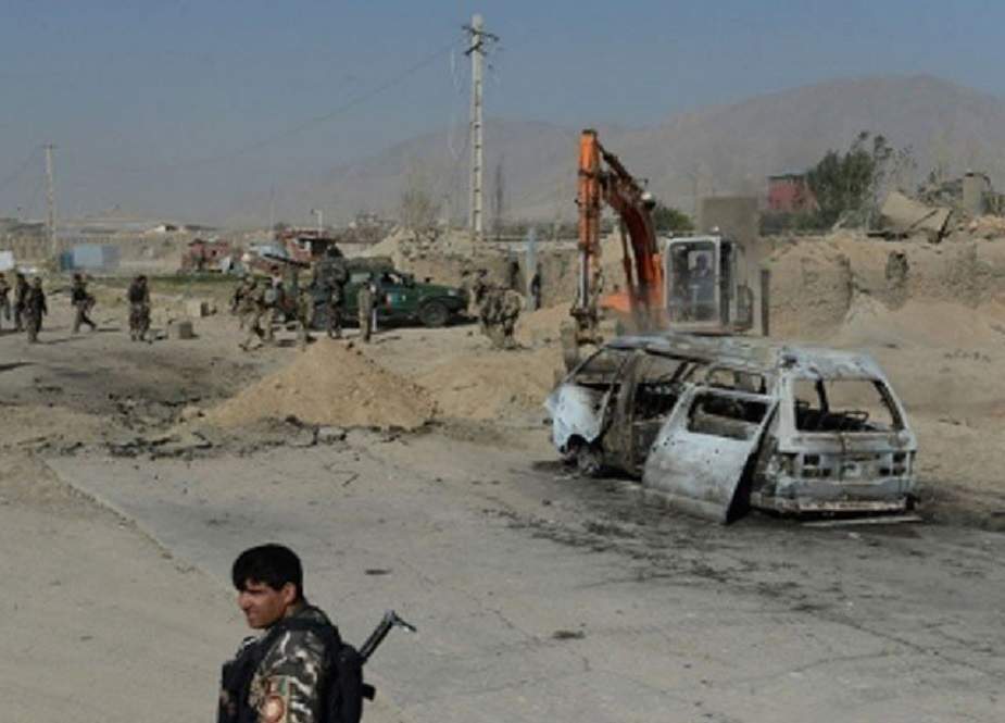 افغانستان، مسافر بس بم دھماکے میں تباہ، بچوں سمیت 10 افراد ہلاک