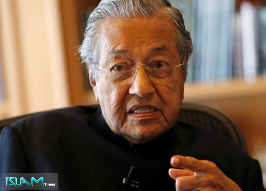 رئيس وزراء ماليزيا: فرض العقوبات هو أحد أشكال الديكتاتورية