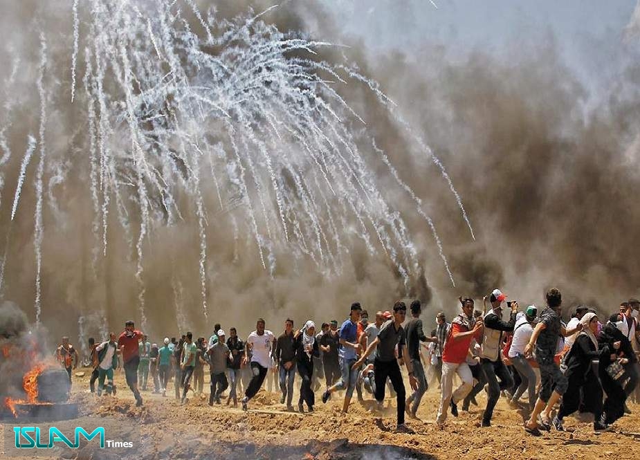 غزہ، اپنی سرزمینوں پر واپسی کے احتجاجی مظاہروں میں تاحال 327 فلسطینی نوجوان شہید