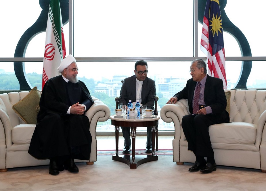 کالالمپور کانفرنس 2019ء کے موقع پر مہاتیر محمد اور ڈاکٹر حسن روحانی کی ملاقات