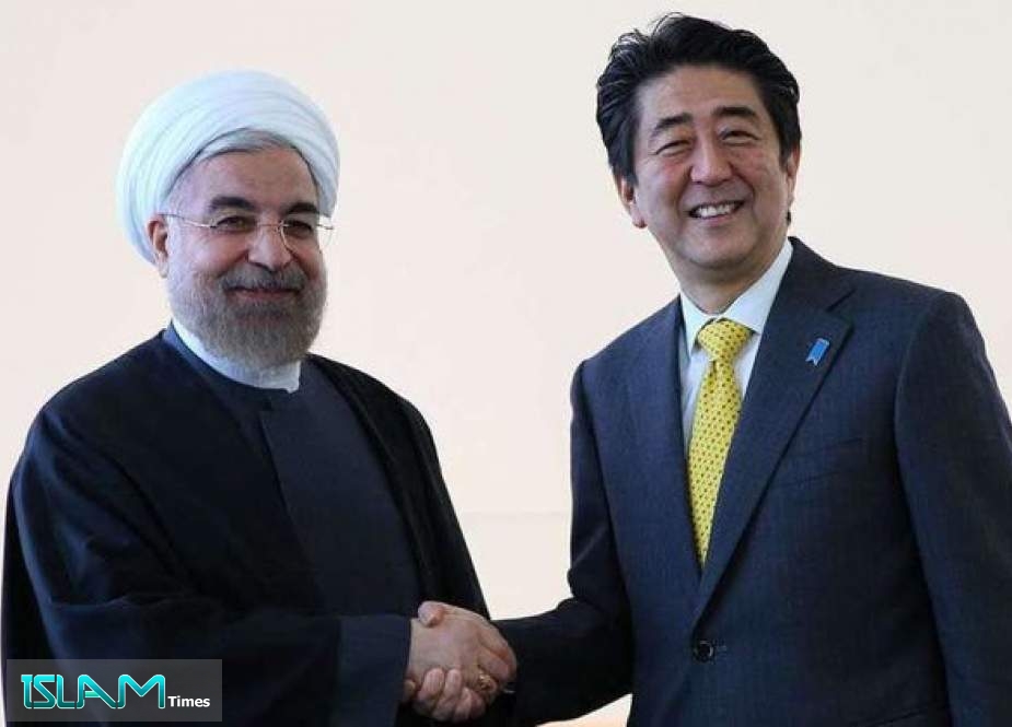 President Rouhani Meets with the Japanese Prime Minister