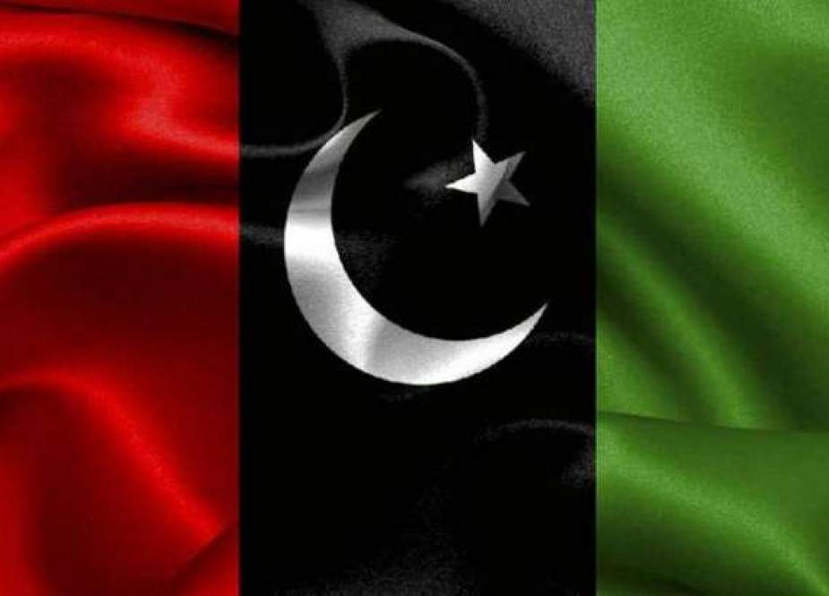 وزیراعظم شیخ رشید کو آگے کر کے بلاول بھٹو کو دھمکیاں دینے کا سلسلہ بند کریں، پلوشہ خان