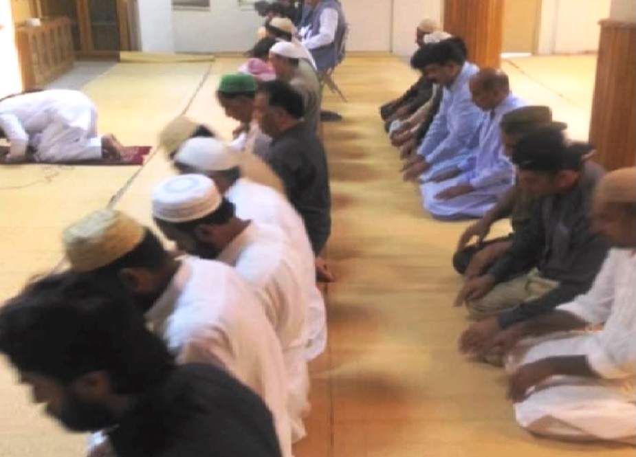لاہور، سورج گرہن لگنے پر جماعت اسلامی کی جانب سے نماز کسوف کا اہتمام