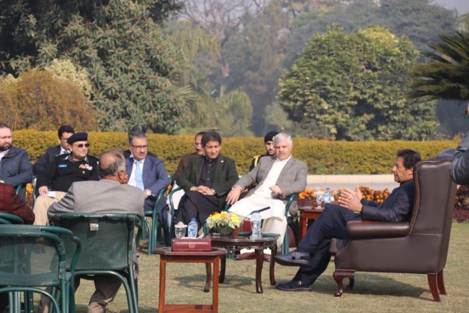 وزیراعظم عمران خان سے خیبر پختونخوا کی صوبائی کابینہ اراکین کی ملاقات