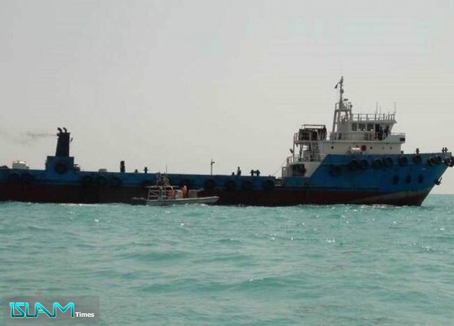 IRGC Seizes Smuggling Fuel Ship in Vicinity of Abu Musa Island