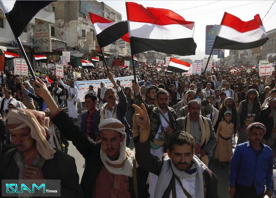 Supporters of Houthis participate in march on the occasion of the fifth anniversary of Houthis