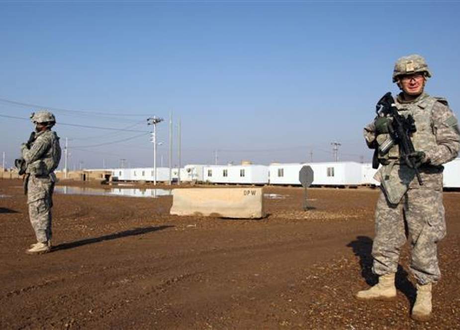 US soldiers at the Taji base, 30 kilometers north of the capital Baghdad.jpg