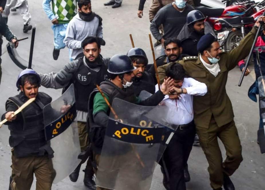 لاہور، پی آئی سی حملہ، پولیس افسران ہی ذمہ دار قرار