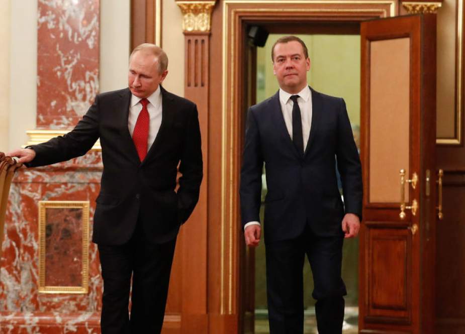 Vladimir Putin and Dmitry Medvedev.jpg