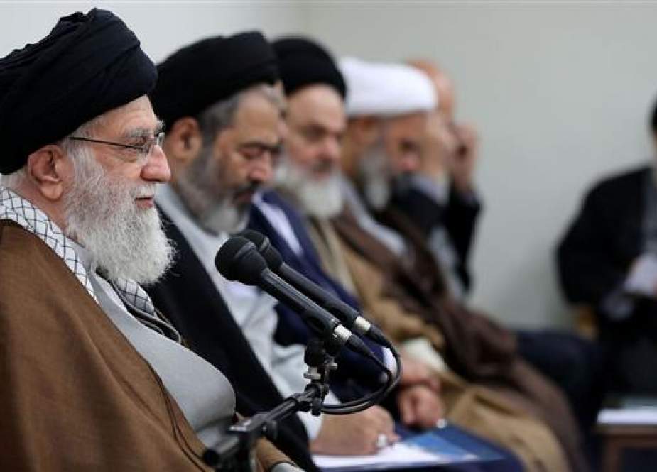 Ayatollah Khamenei meets a group of Hajj officials in Tehran.jpg