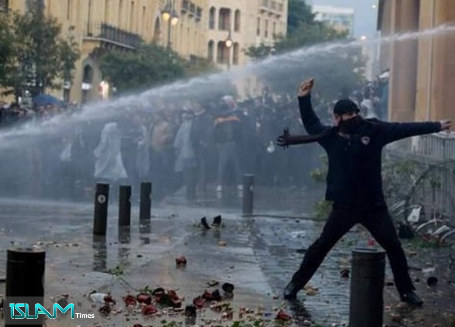 لبنان ومعضلتي تشكيل الحكومة والعنف في التظاهرات