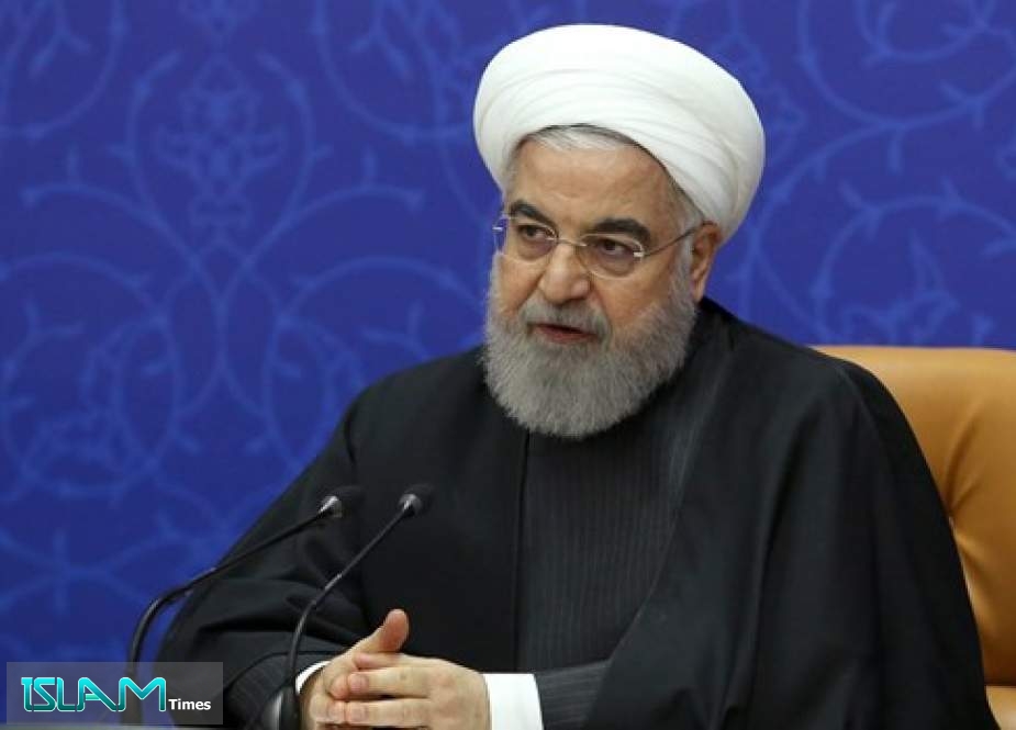 روحاني لـ أمريكا: قرار الشعب الإيراني بيده لا بيدكم