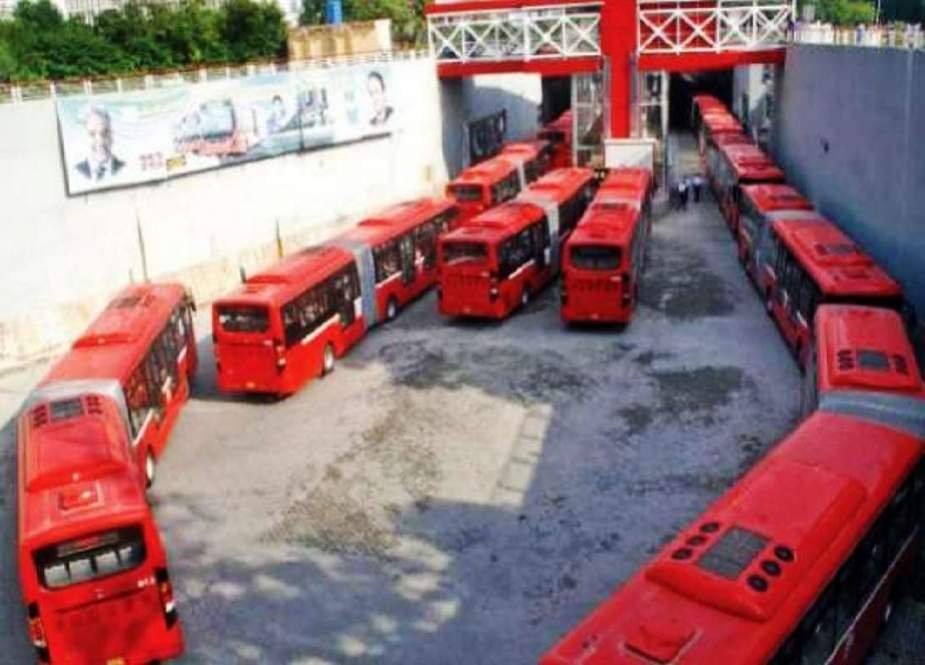 لاہور، کرکٹ میچ کے باعث میٹرو بس سروس بھی معطل کر دی گئی