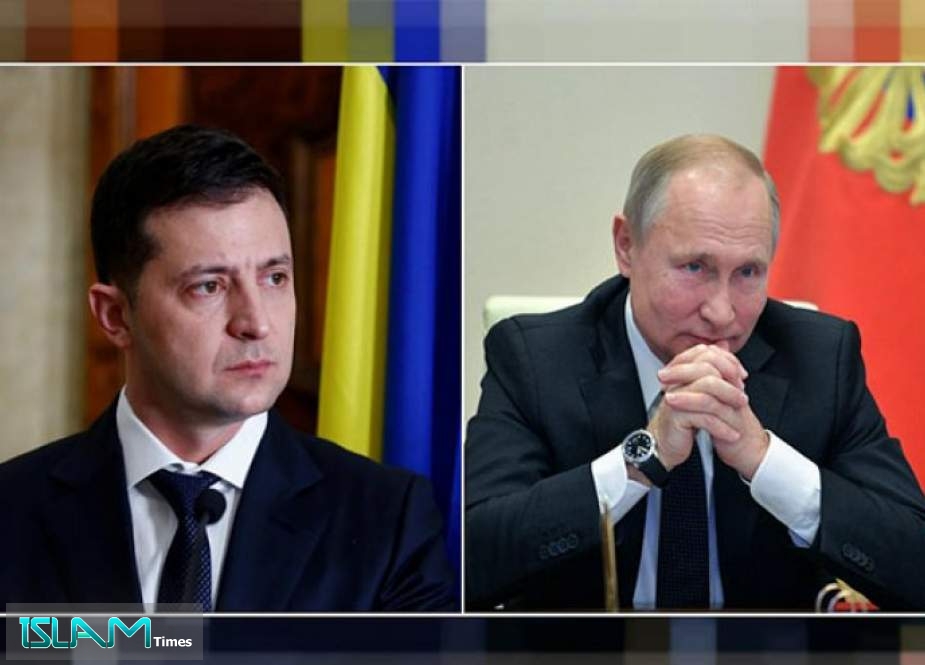 الرئيس الأوكراني يكشف عن حوار مباشر مع بوتين
