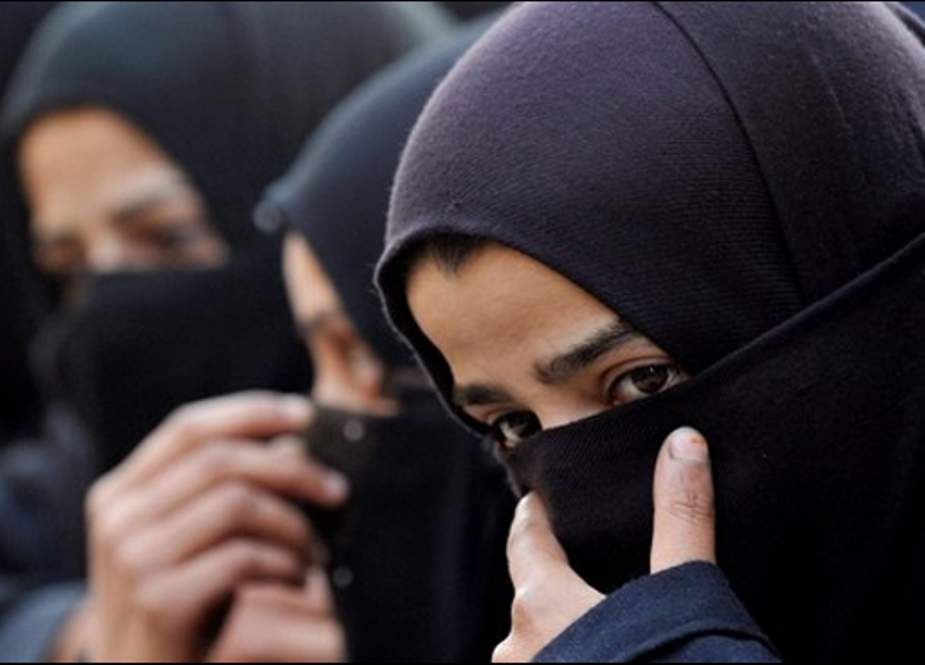 بھارت، مسلم طالبات کے برقع پہننے پر پابندی عائد