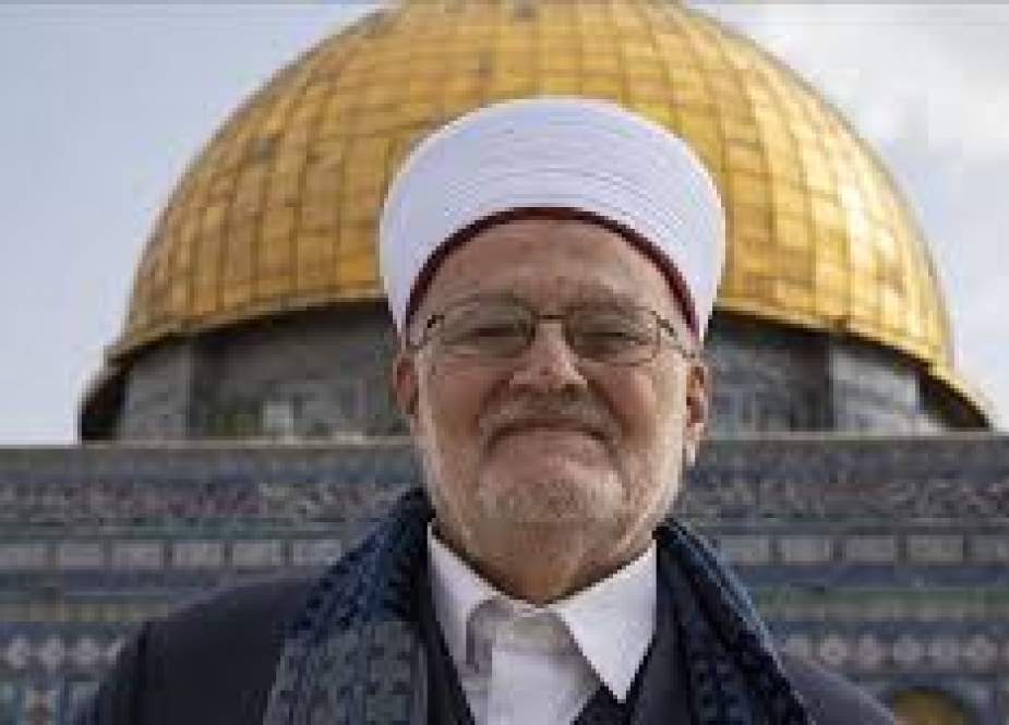 Grand Mufti Al-Quds (Yerusalem) Sheikh Ikrima Sabri.jpg
