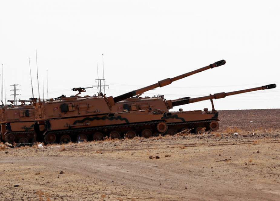 Turkish Army vehicles near the Turkish-Syrian border in Sanliurfa Province, Turkey.JPG