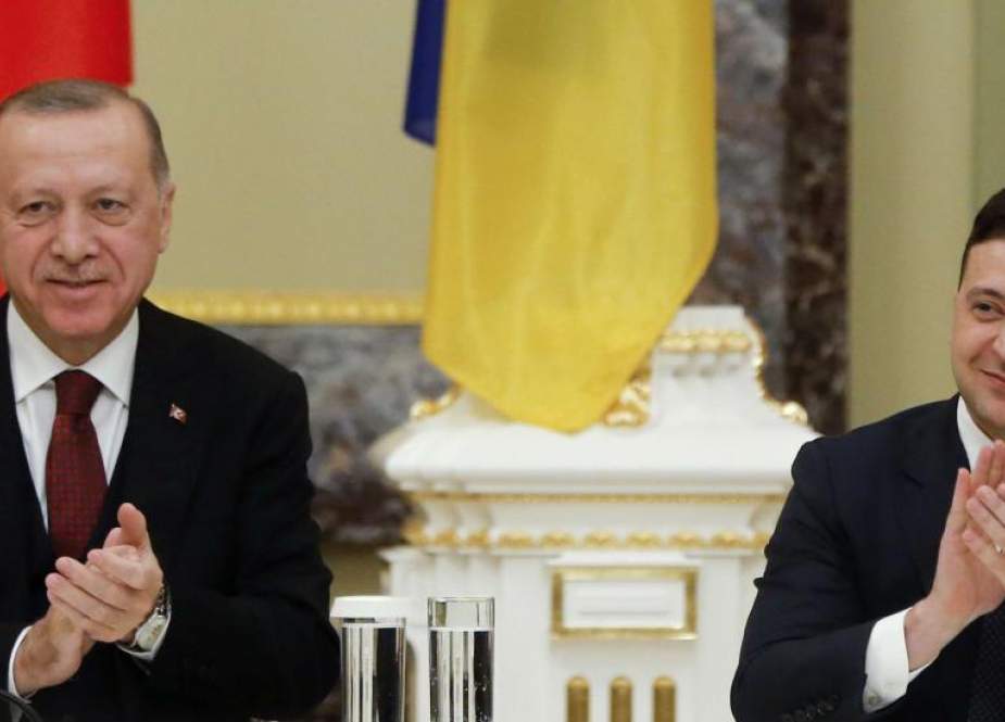 Recep Tayyip Erdogan and his Ukrainian counterpart Volodymyr Zelensky.jpg