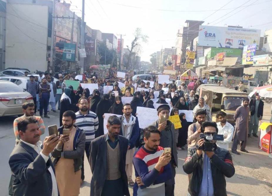 ملتان میں شیعیان حیدر کرار کی جانب سے شیعہ مسنگ پرسننز کی بازیابی کیلئے احتجاجی ریلی