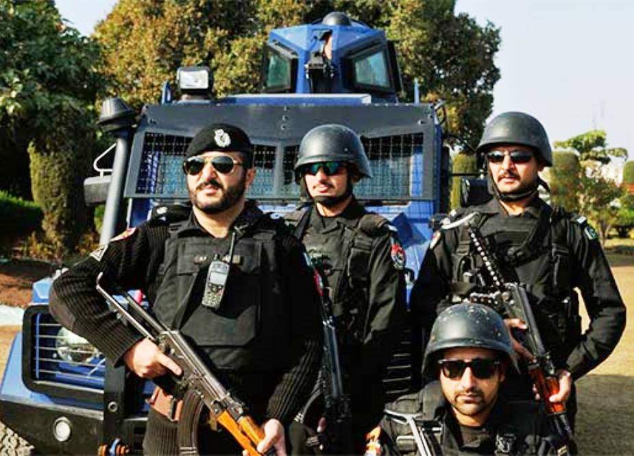 لاہور پولیس نے 70 وی آئی پیز سے سکیورٹی واپس لے لی