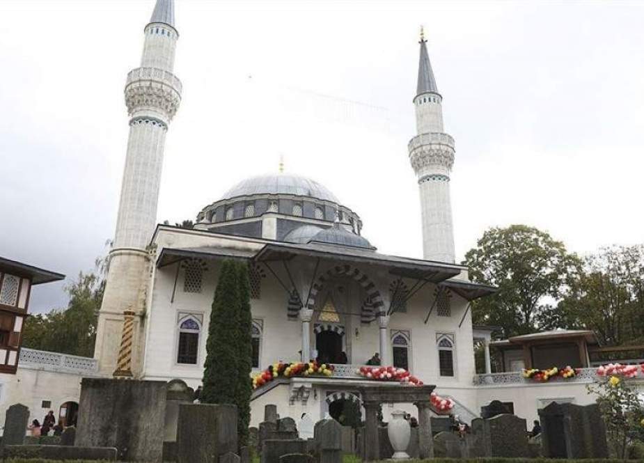 Sehitlik mosque in Berlin.jpg