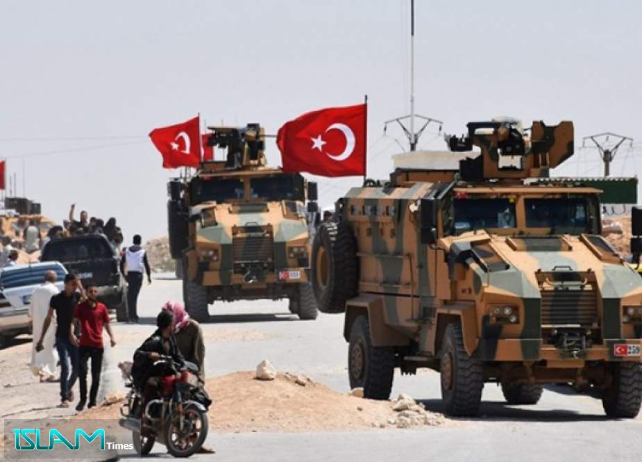 الجيش التركي يعزز نقاط المراقبة في إدلب بمدافع ودبابات