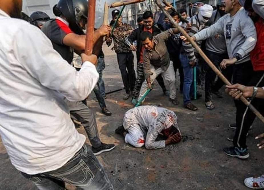 دلی میں مسلم کش فسادات، 13 افراد جاں بحق، ہندو انتہاء پسندوں کا مسجد پر حملہ