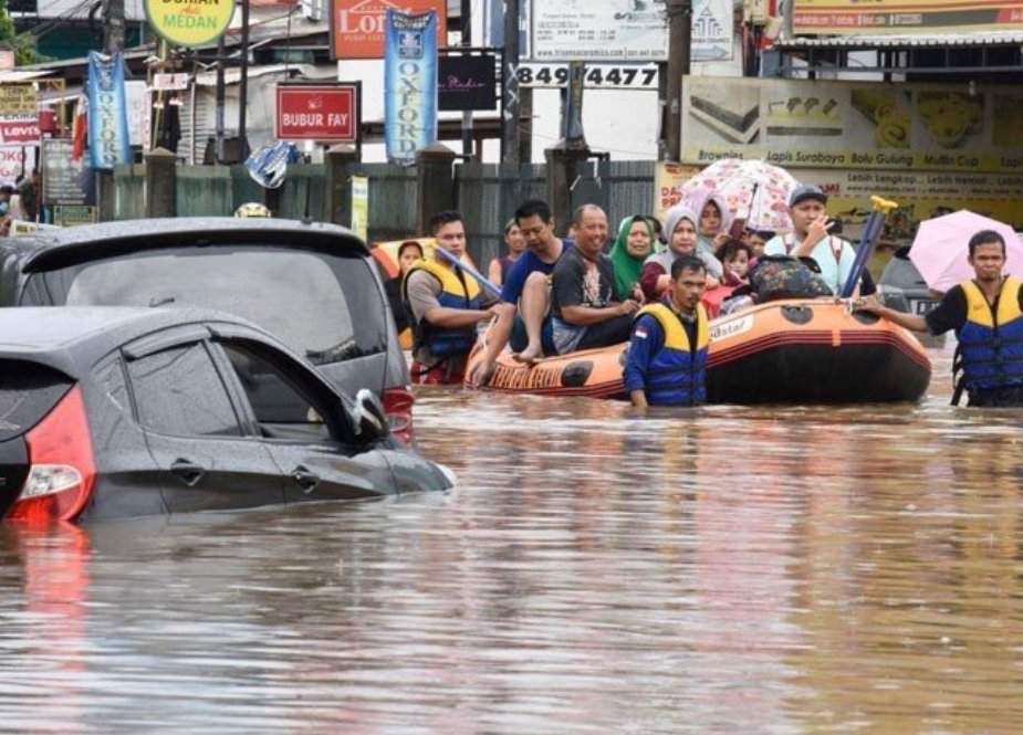 انڈونیشیا میں بارشوں اور سیلاب سے 5 افراد ہلاک، 20 ہزار بے گھر