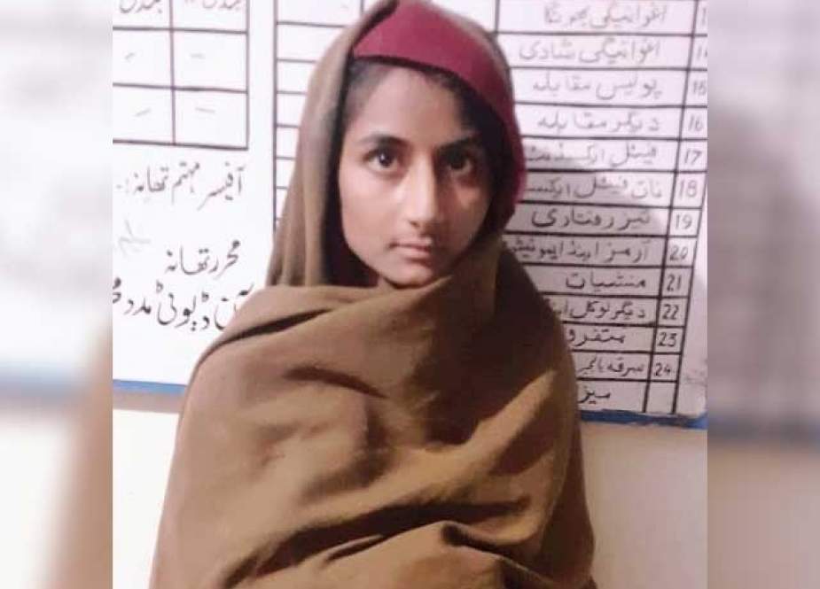 پشاور، نشے کی لت میں مبتلا 14 سالہ عائشہ کو کوئی حکومتی ادارہ تحفظ دینے کیلئے تیار نہیں