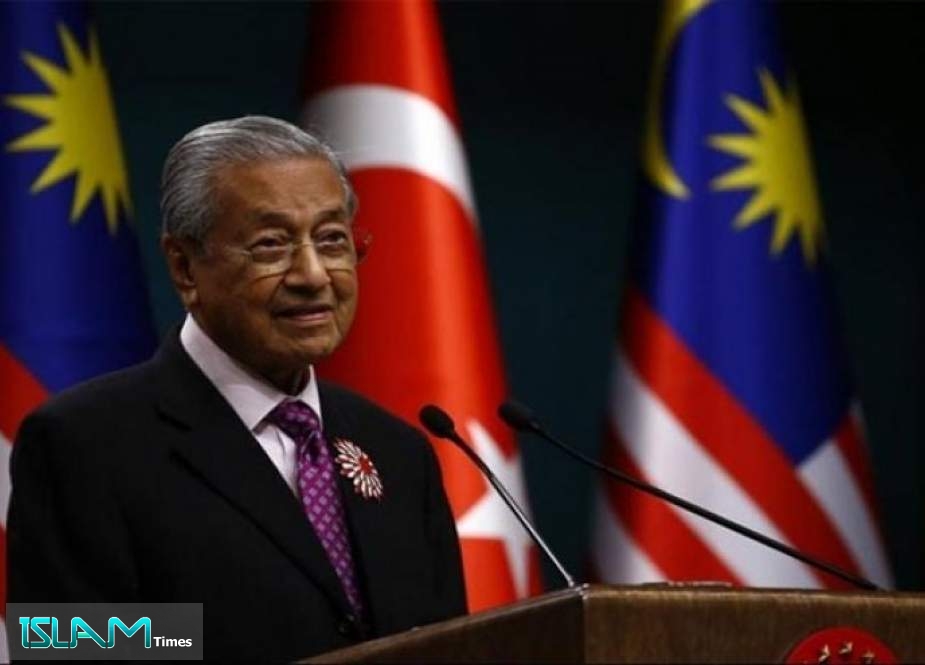 مهاتير: برلمان ماليزيا سيبت في أمر رئيس الوزراء المقبل