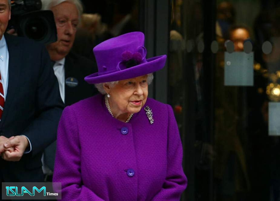 Queen Aide at Buckingham Palace has Contracted Coronavirus