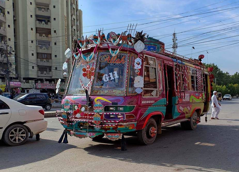 کراچی سمیت سندھ بھر میں پبلک ٹرانسپورٹ اور آن لائن سروس پر پابندی عائد