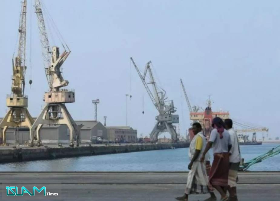 اليمن..وصول سفينتين محملتين بالقود الى ميناء الحديدة