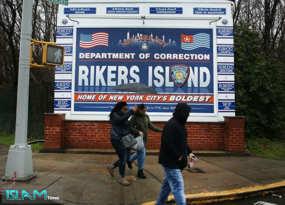 New York City Offering Prisoners at Rikers Island $6 an Hour to Dig Mass Graves
