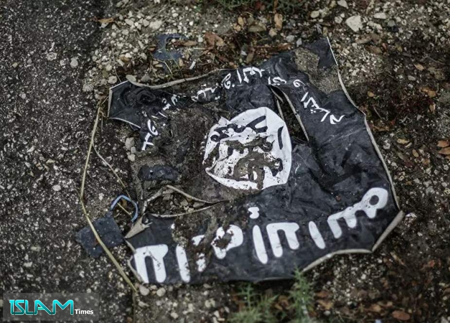 Flag of the Islamic State in the conflict zone in Latakia, Syria