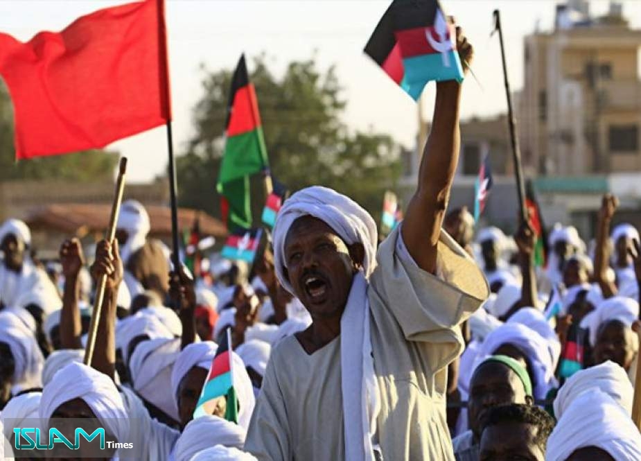السودان... مرور عام على إسقاط البشير
