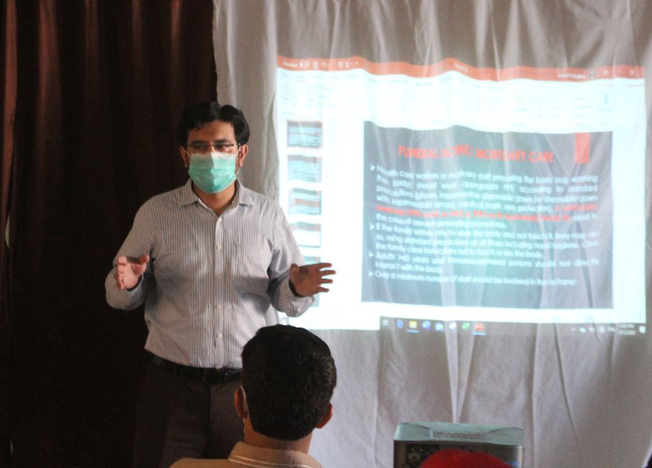 کراچی، امامیہ اسٹوڈنٹس آرگنائزیشن کی غسل و کفن ٹیم کیلئے تربیتی نشست کا اہتمام