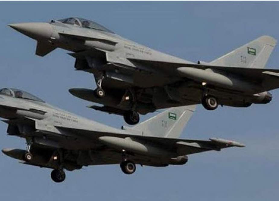 جنگنده‌های سعودی صنعا و چند استان دیگر یمن را شبانه بمباران کردند