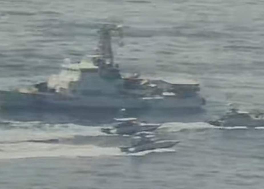 IRGC vessels approached American warships conducting “maritime security” operations in the Persian Gulf.jpg