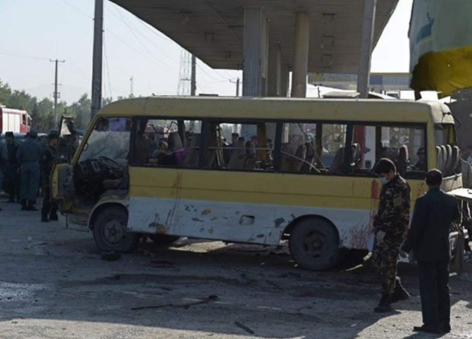 افغانستان میں امریکی فوجی اڈے سے نکلنے والی گاڑی پر حملہ، 6 افراد ہلاک