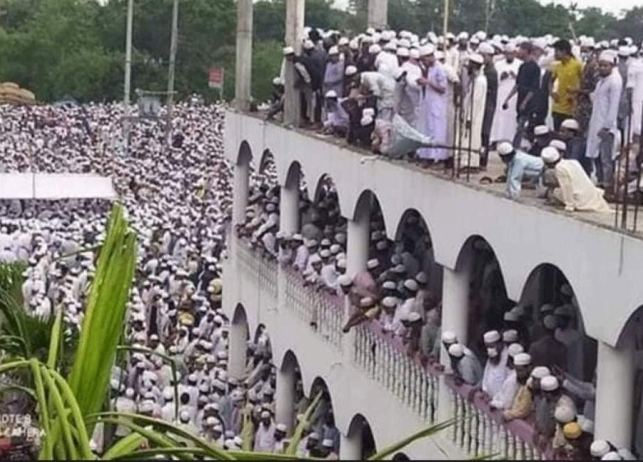 بنگلہ دیش، مذہبی رہنما کی نماز جنازہ میں کم از کم ایک لاکھ افراد کی شرکت