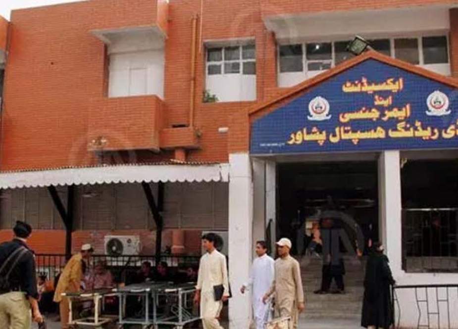 پشاور، صحافی میں کرونا کی تشخیص کے بعد لیڈی ریڈنگ ہسپتال میں میڈیا کوریج پر پابندی