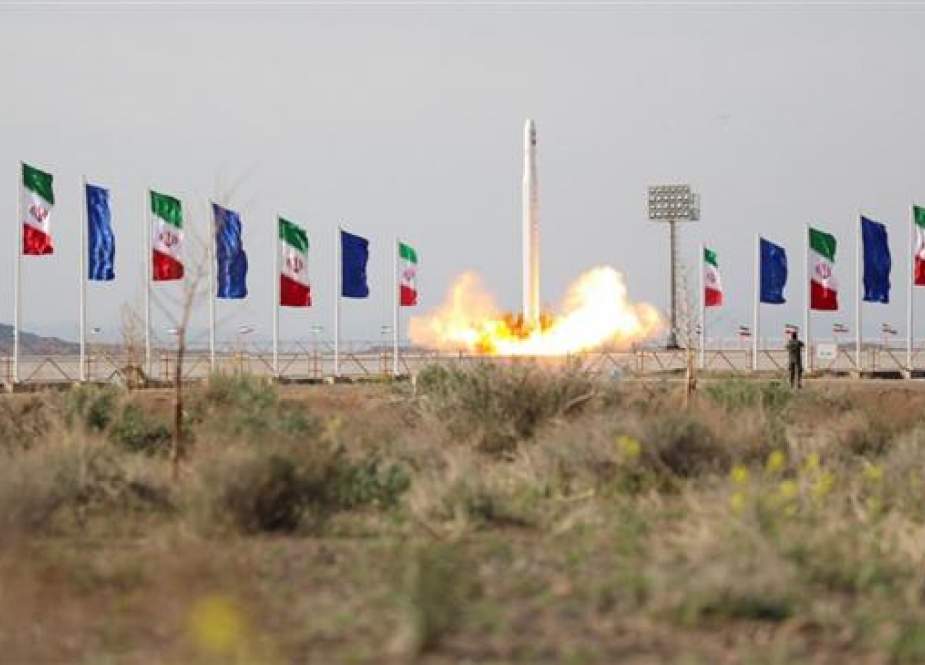 IRGC’s homegrown Qased (Courier) launch vehicle carrying Nour-1.jpg