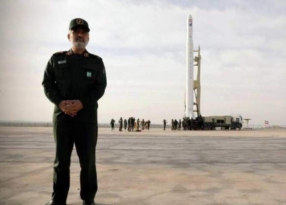 Britaniya: İran hərbi peykinin kosmosa buraxılması...