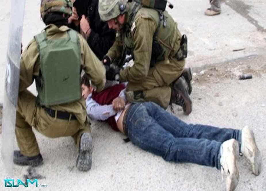 فلسطین میں اسرائیل کی گرفتاری مہم جاری، دسیوں فلسطینی جوان و کمسن بچے گرفتار