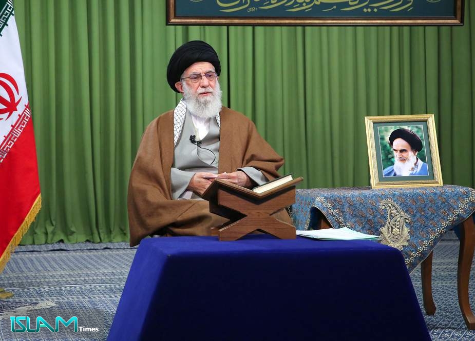 Iran Plays Key Role in Keeping Security of Persian Gulf: Ayatollah Khamenei